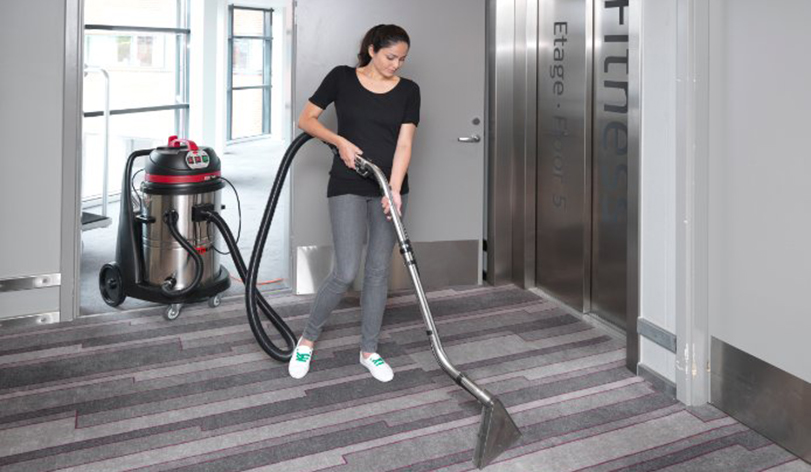 Five Benefits of Buying a Commercial Carpet Cleaning Machine